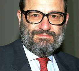 C:\Users\Utente\Documents\UMBERTO ECO\ECHI DI ECO-progetto di volume alessandrino\eco_umberto.jpg