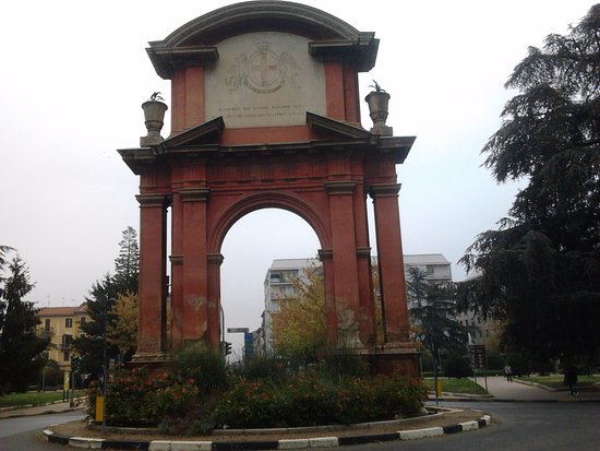 Risultato immagini per alessandria - arco di trionfo della battaglia del 1391