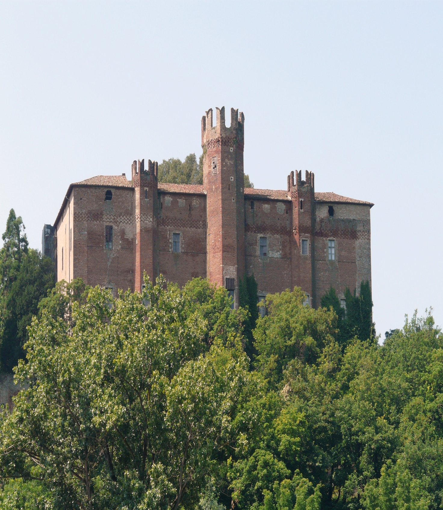 Castello di Pomaro Monferrato - Wikipedia
