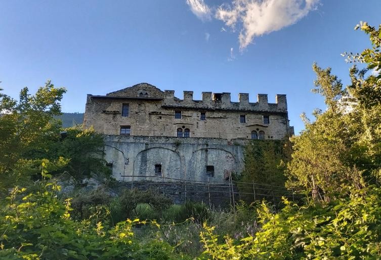 CASTELLO DI BELFORTE | I Luoghi del Cuore - FAI